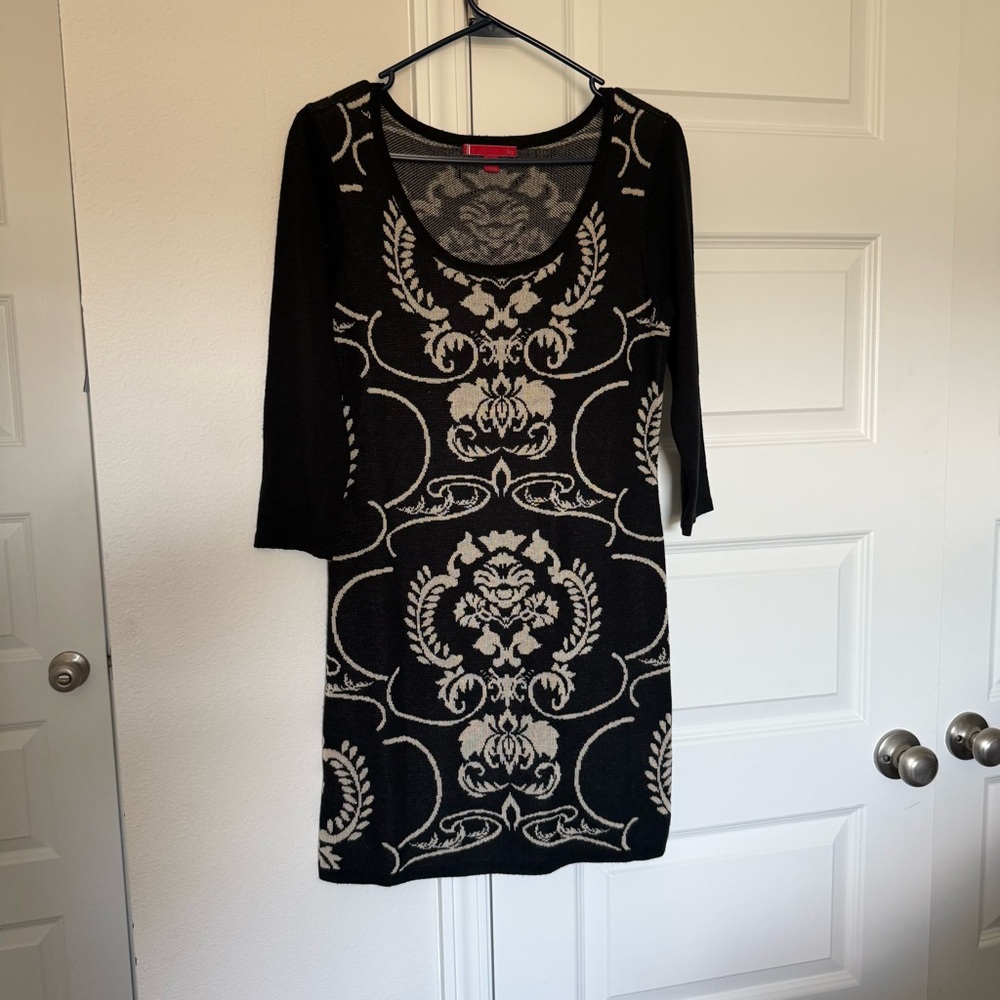 Liv Black & Cream Patterned Midi Knit Dress with Scoop Neck